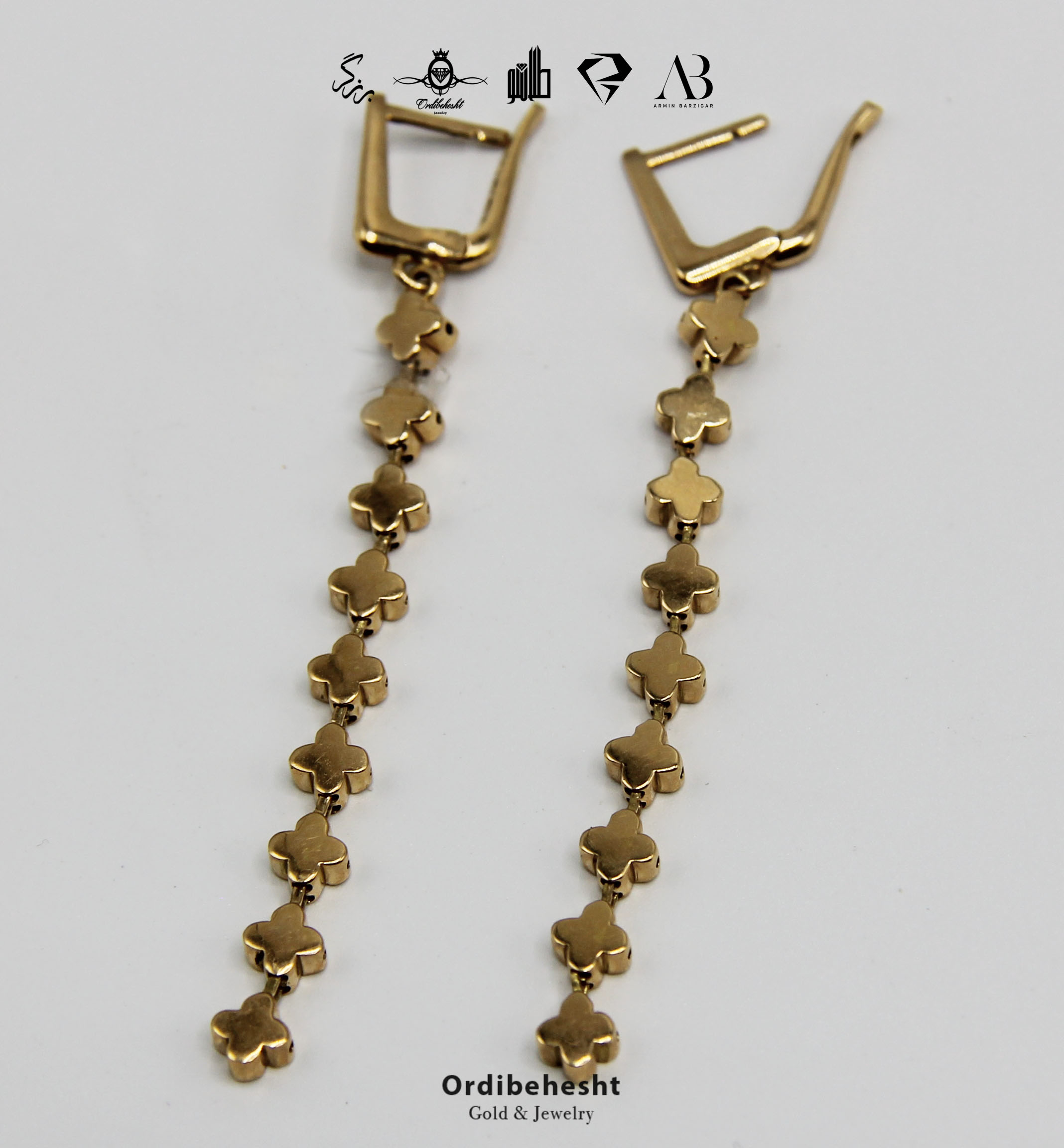 گوشواره طرح ونکلیف