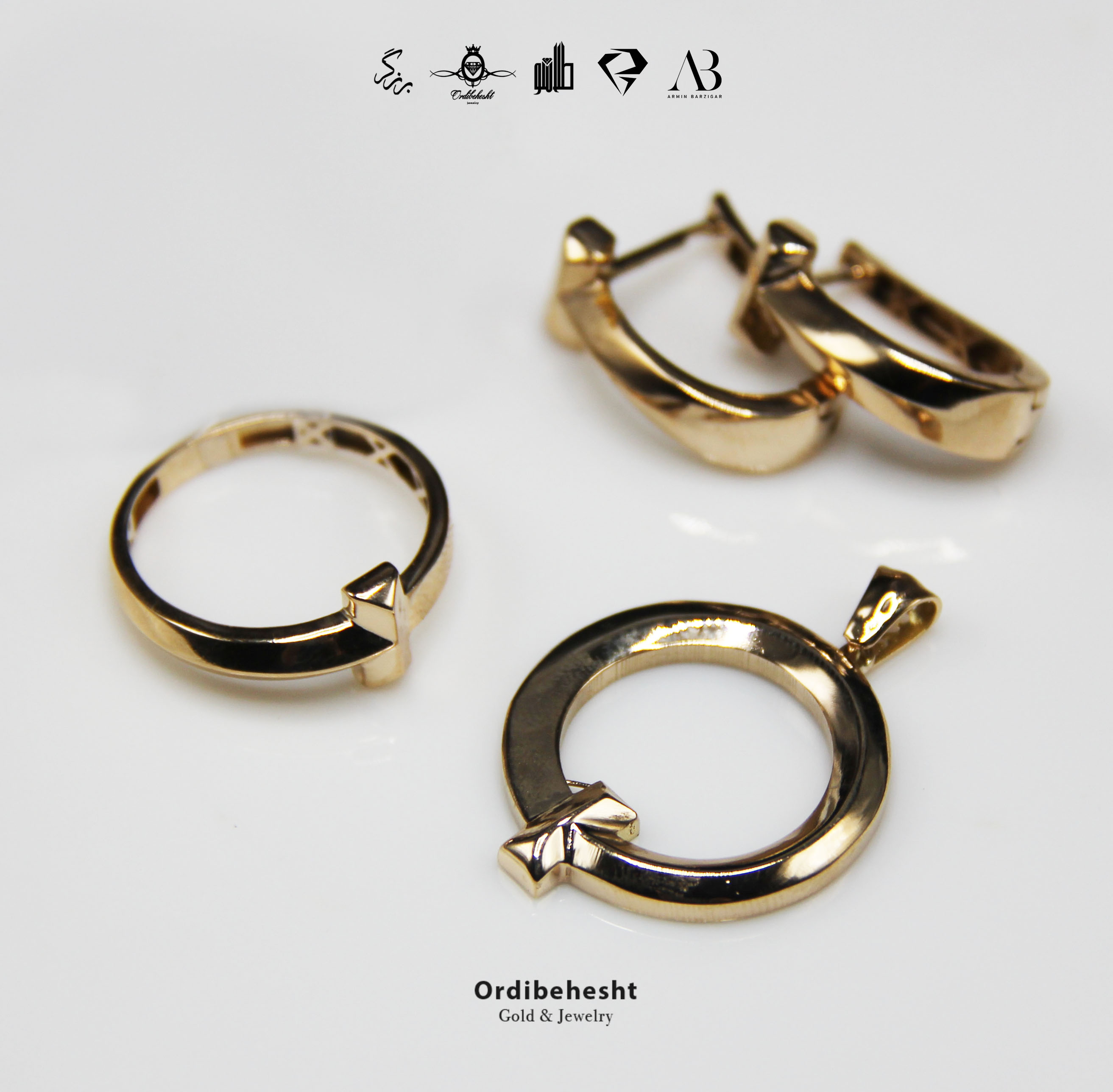 نیم ست حلقه ای